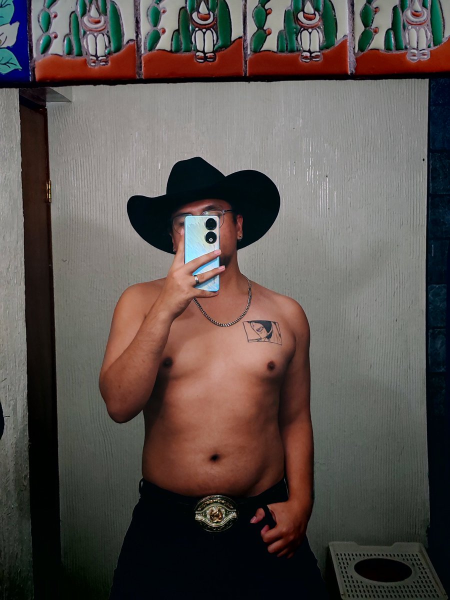 Ansus02's tweet photo. @Monasteriio_t Ride me, cowboy! 🤠 https://t.co/CPKbnT10hi