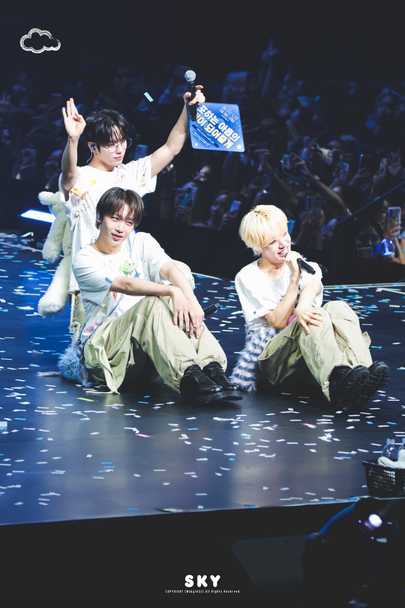 woongkizip's tweet photo. this sequence is so beautiful 🥹 https://t.co/CWKADgVMWb
