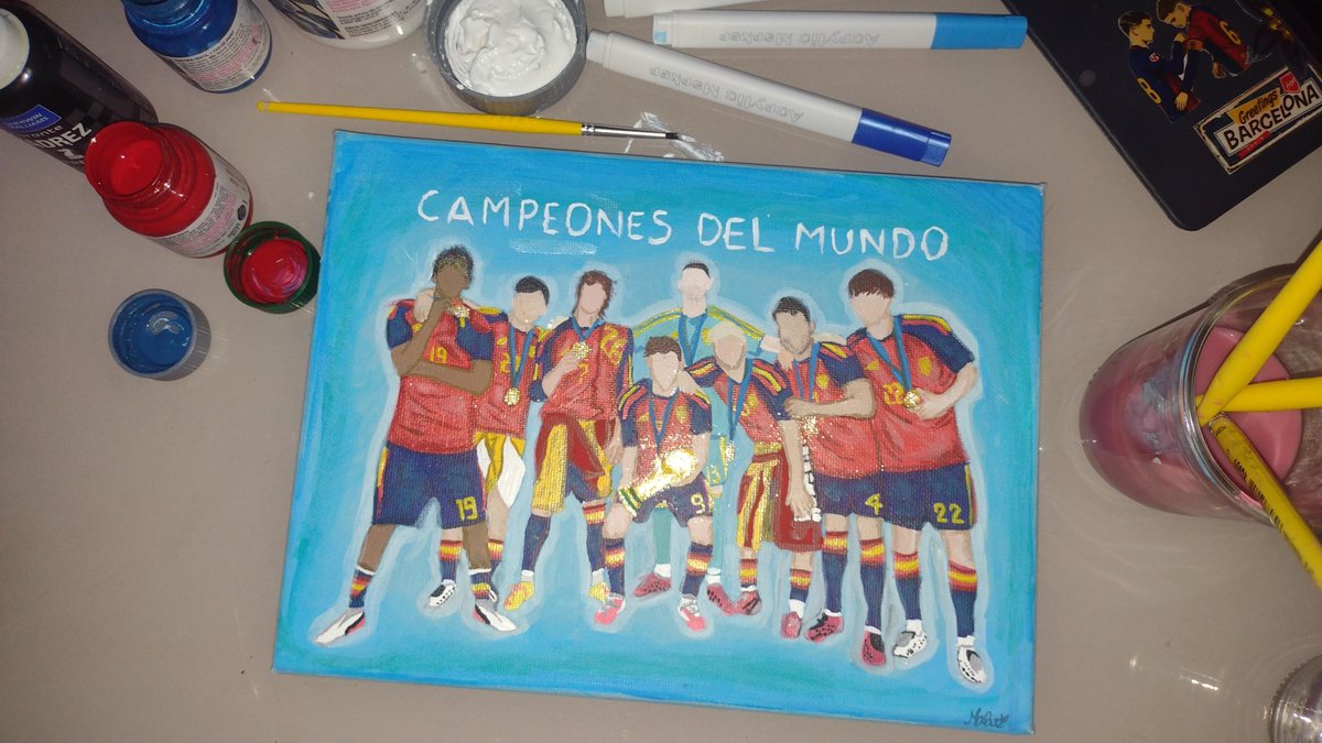 p8gnz's tweet photo. e nasceu a tela do time do barcelona campeao do mundo https://t.co/A7JLfa3rZA