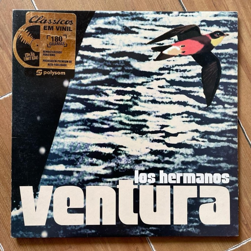 yonlupedia's tweet photo. O ano era 2003 e algo inédito acontecia no Brasil: o álbum de uma banda era vazado na internet, contendo versões demo de suas músicas

Mais de 20 anos depois, o caso caiu no esquecimento e as versões vazadas foram soterradas pelas areias digitais

Já é hora de reviver este caso https://t.co/VPyQJtXE26
