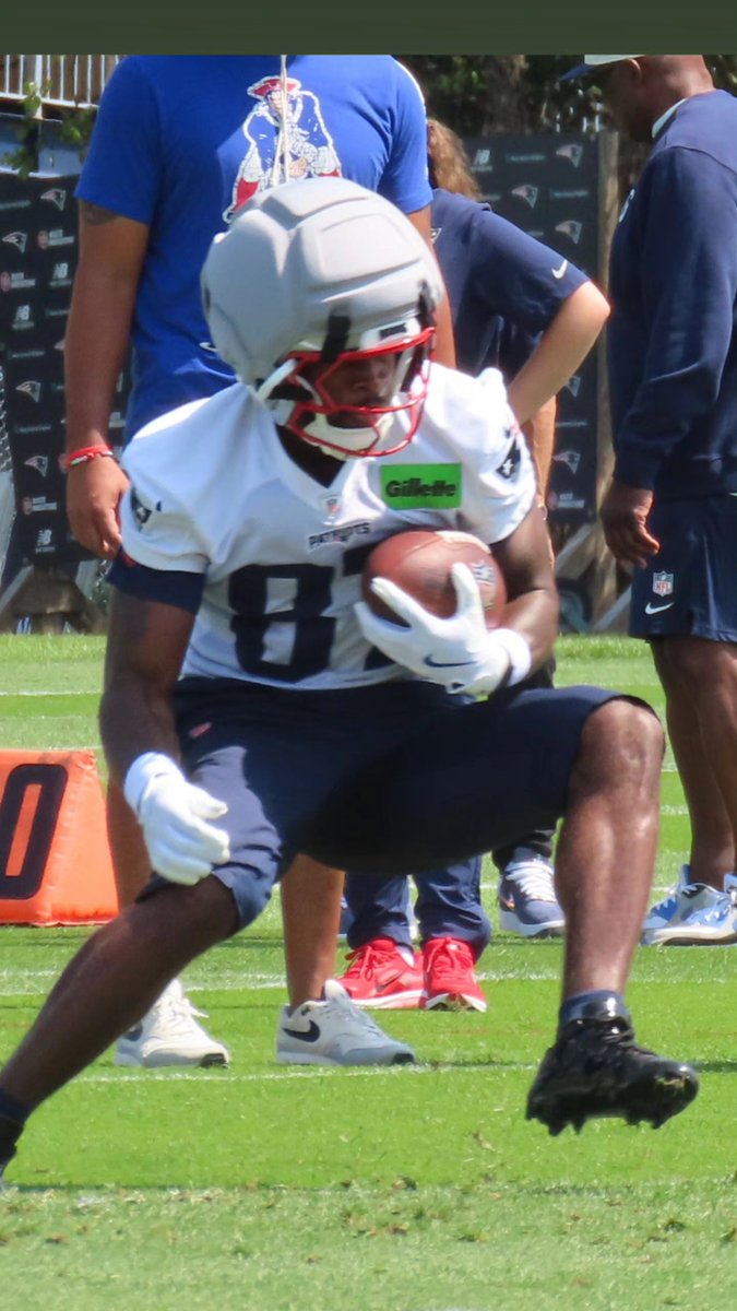 Edelfan247's tweet photo. #pats #patriots #NePatriots https://t.co/zsYhzBwqMN