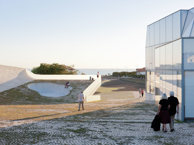 archistar1's tweet photo. Cité de l'Océan et du Surf 
Biarritz 🇫🇷 France
#architects Steven Holl Architects + Solange Fabião
#architecture
📷Iwan Baan https://t.co/ssGfTMQ2O6