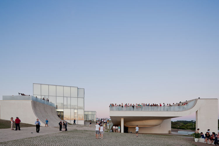 archistar1's tweet photo. Cité de l'Océan et du Surf 
Biarritz 🇫🇷 France
#architects Steven Holl Architects + Solange Fabião
#architecture
📷Iwan Baan https://t.co/ssGfTMQ2O6
