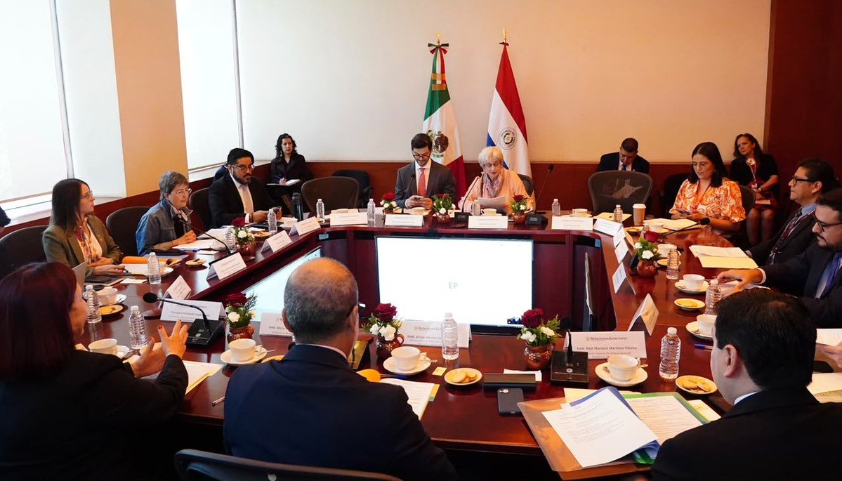 SRE_mx's tweet photo. COMUNICADO. "Celebran VII Reunión del Mecanismo de Consultas y Coordinación México-Paraguay".

https://t.co/Z8qtTnP3yz https://t.co/aWE6JSD4kT