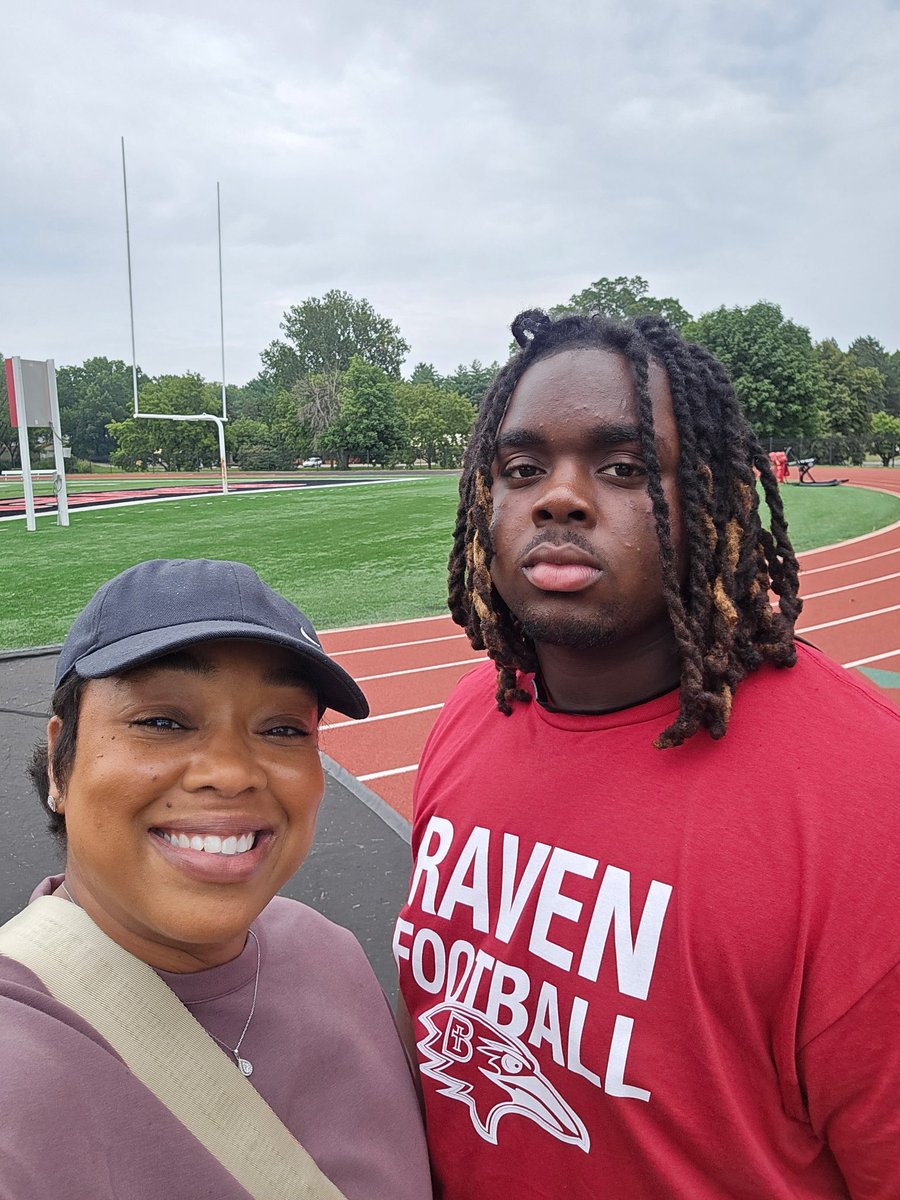 KyleMallory2027's tweet photo. More great news came my way this week. @RavenFootballBC  offered! Thank you @CoachRoseIvey and the entire Benedictine staff for the amazing visit! The campus is beautiful!! Thanks again Coach. #DLINELEGACY #SummerCreekFootball @donovan_gans @dodie4nic @CoachKRHarrison @precisionvisors @SC_BulldogFB