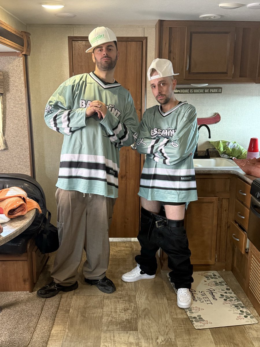 Samplifire's tweet photo. #sponsoredpost @Ivorydubz bassmint https://t.co/34sNfKlvez