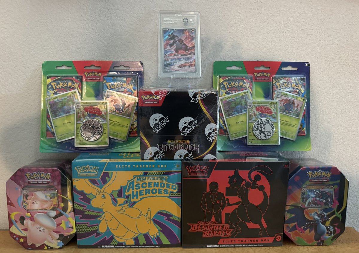 KSquared2015's tweet photo. 🥸🧇Consign "A little bit of everything" Waff🧇👻

2 Winners!
🥇= AH Etb, DR Etb, PB Bbox, Mega Zard Tin, both 2 packs
🥈= Mega Clefable tin + Groudon slab

$10/spot
86 spots
Max = 16 spots/person

1 Free spot giveaway = 1 spot to a spot claimer who also RTs this post

LTS Wheel live on twitch after full & payment collected! Claim spots below!
