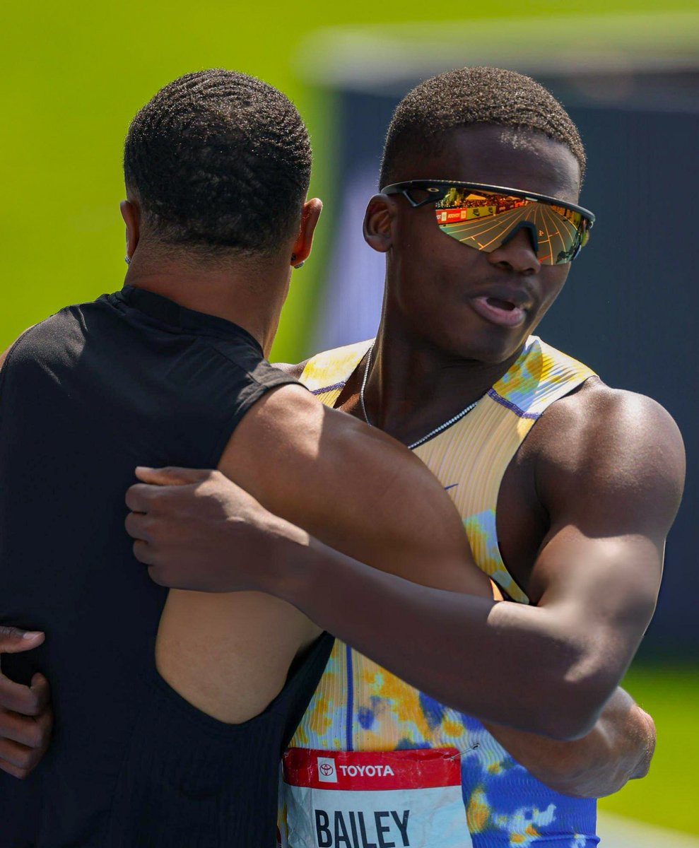 TrackGazette's tweet photo. Justin Robinson 🇺🇸 has been disqualified for a lane infringement after winning the US men's 400m final in 44.31s.

Chris Bailey is the new US Champion in 44.39s ahead of Khaleb McRae who ran 44.41s and Demarius Smith in 44.54s.

📸 Al Bello https://t.co/NB8mab8CsA