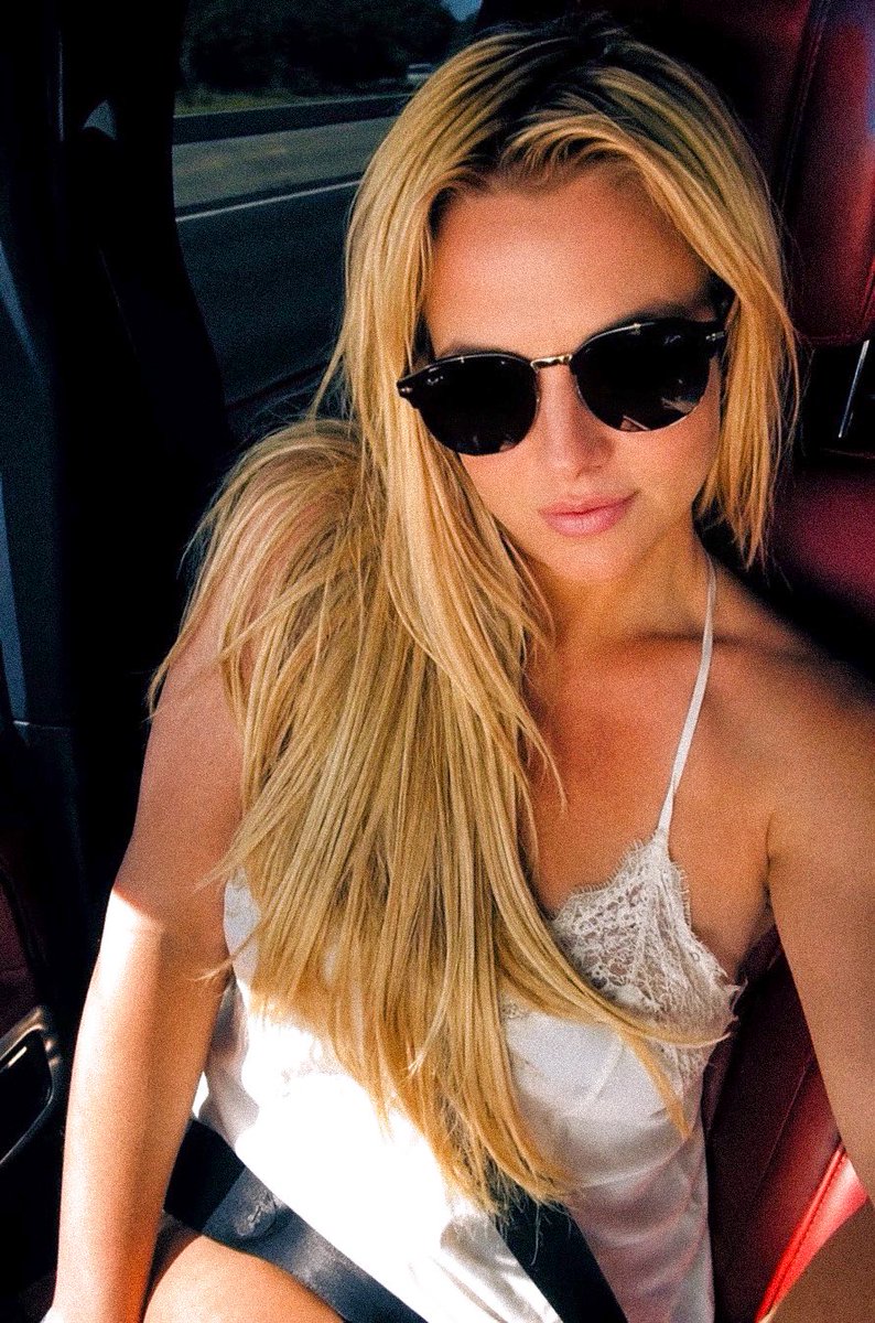 cravebritney's tweet photo. Britney Spears in 2026. https://t.co/2gaxKquw6O