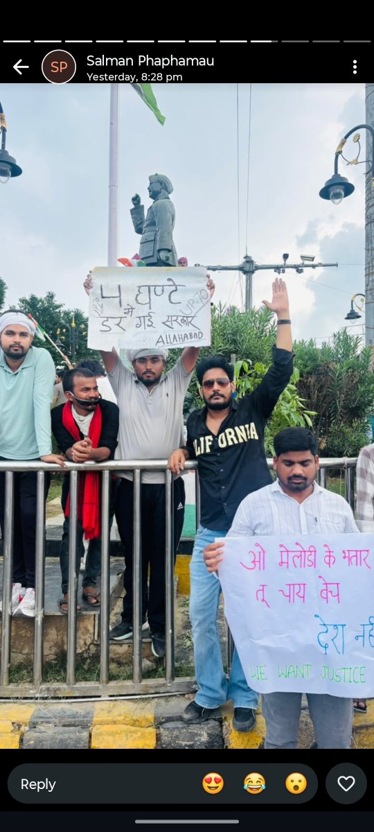 Manu41257479's tweet photo. @myogiadityanath @CMOfficeUP @DM_PRAYAGRAJ @Uppolice @UPPViralCheck 
Please do arrest these boys these are not students https://t.co/10AchQr32S