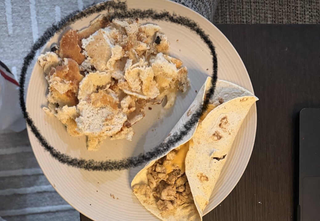 Imhere282928's tweet photo. YO SPEED WHAT IS GOING ON WITH THE PANCAKES https://t.co/xGTwCdceyX