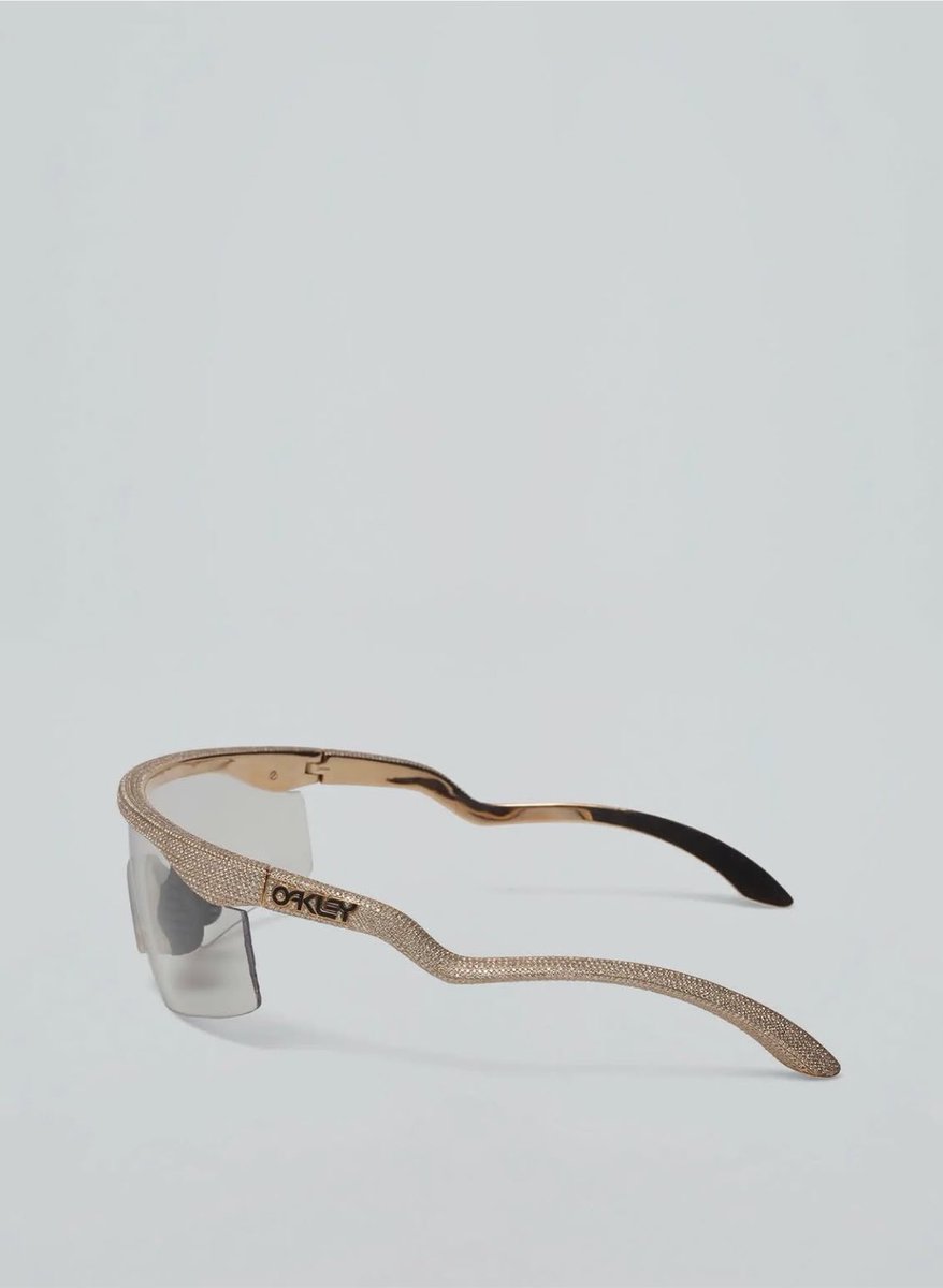 Shtreetwear tweet media