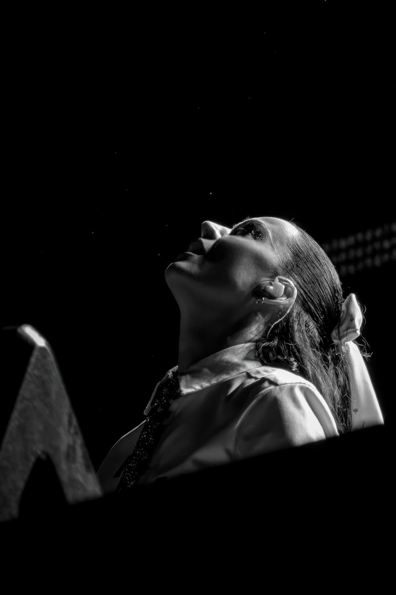 marvinqualcosa's tweet photo. Katy Perry al Lucca Summer Festival, fotografata da me. https://t.co/uKodT8e9qh