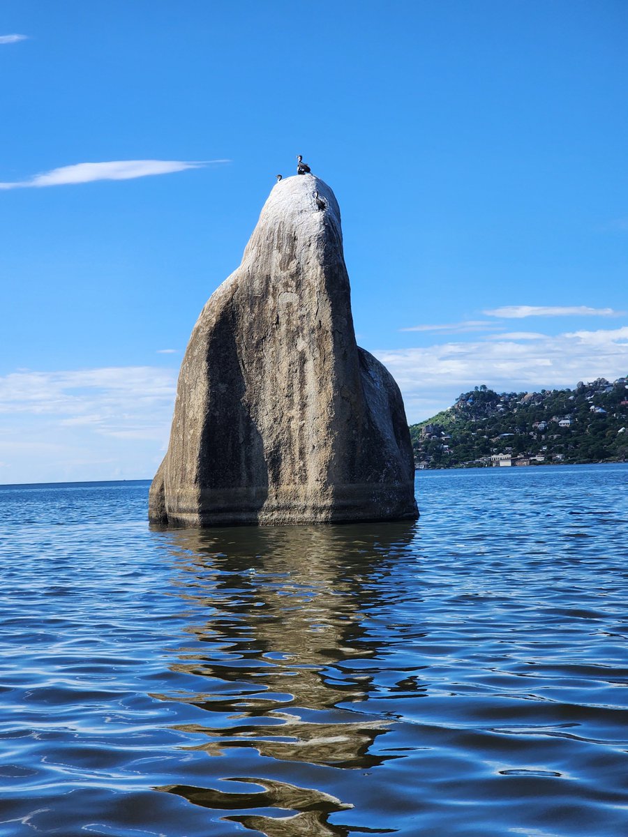 WillyGakuya's tweet photo. I visited Mwanza in Dec 2022
I still reminisce about that experience 
Notwithstanding being to other major TZ cities, this one stood out
Everything about that city is just breathtaking https://t.co/1d8tWbbPWE