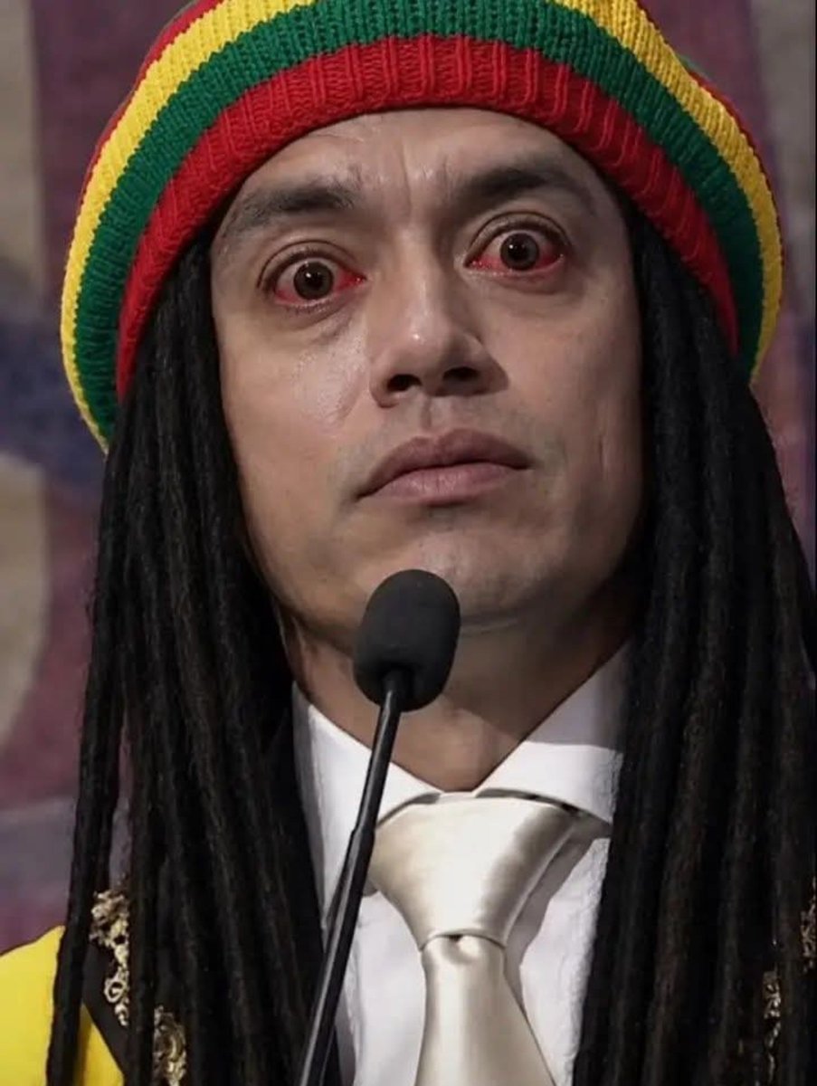 MirkitaOrellana's tweet photo. Bob Daniel Marley Noboa https://t.co/AZrYa5de0O