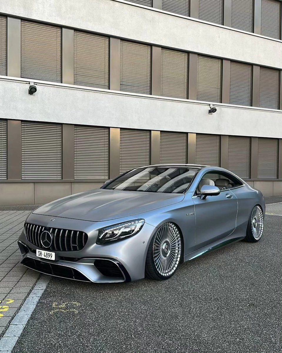 ApexDistrictX's tweet photo. A True Dream Car S63 AMG Coupe 🦈 https://t.co/v21fBgOQbd