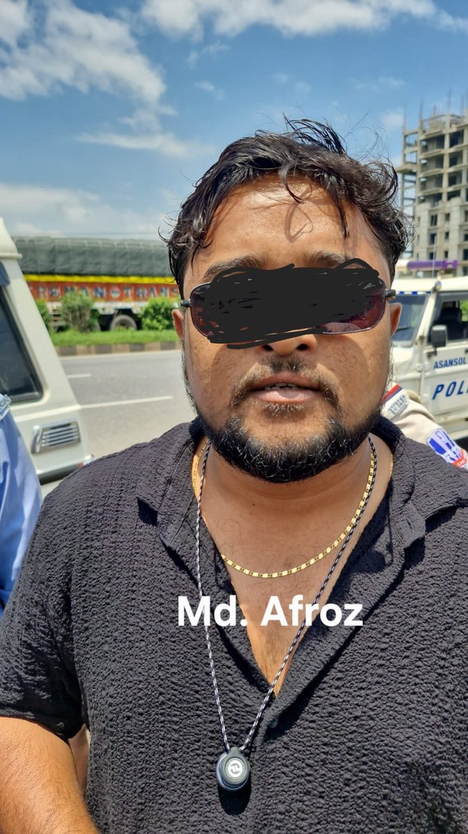 ANI's tweet photo. Kolkata Police has arrested 11 in connection with incident of violence during the students rally in Kolkata on 24th July.

Addl CP Crime Kunal Aggarwal says, "Total 11 accused were arrested in connection with violence yesterday & attacks on journalists. None of them are students. They are all trouble mongers who were present at CJP rally yesterday & engaged in vandalism."

The 11 arrested are, Irfan Khurshed (30), Arshad Ali @ Sajid (50), Md Moinuddin (26), Md Alamgir @ Raju (48), Imran Ahmed @ Gopi (19), Khalid Reja @ Rinku (47), Zamir Ahmed @ Minku (42), Mohsin Khan (30), Dipak Bhowmick @ Vicky (38), Md Azad, and Md Afroz.

Addl CP Crime Kunal Aggarwal says that Md Azad and Md Afroz were trying to flee from West Bengal, but were caught on Durgapur expressway near Andal.

(Source: Addl CP Crime Kunal Aggarwal)