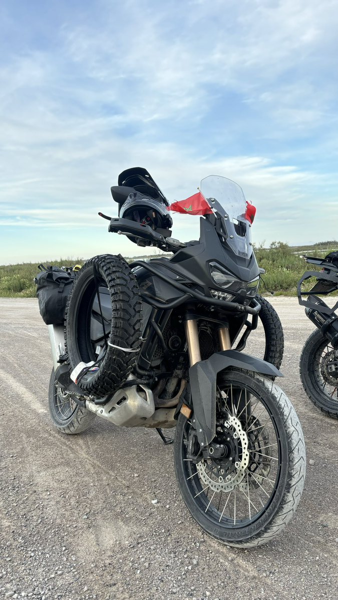 tcs0ff's tweet photo. En y chargé sur la route du Maroc https://t.co/I2xDoxRP2K