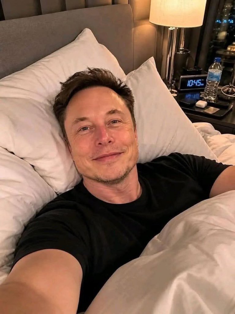 Muskpage46's tweet photo. 🚨 Let's settle this today.

If your soulmate lost everything—money, job, status, and looks...

🅰️ You stay forever.

🅱️ You walk away.

Be honest. Don't answer based on what sounds good.

👇 A or B?
@ElonEmpireUS https://t.co/U3q8eZvHKa