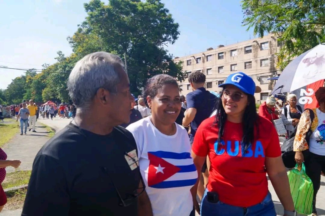 BarceloOrt92635's tweet photo. No es suficiente ni todo lo que merece el pueblo en momentos tan difíciles pero ha sido una Feria con nuestros propios esfuerzos,donde primó responsabilidad y compromiso de los que han puesto su gra de arena
¡Viva el Día de la Rebeldía Nacional!
#MiMoncadaEsLaPatria Siga hilo... https://t.co/41kb3d9585