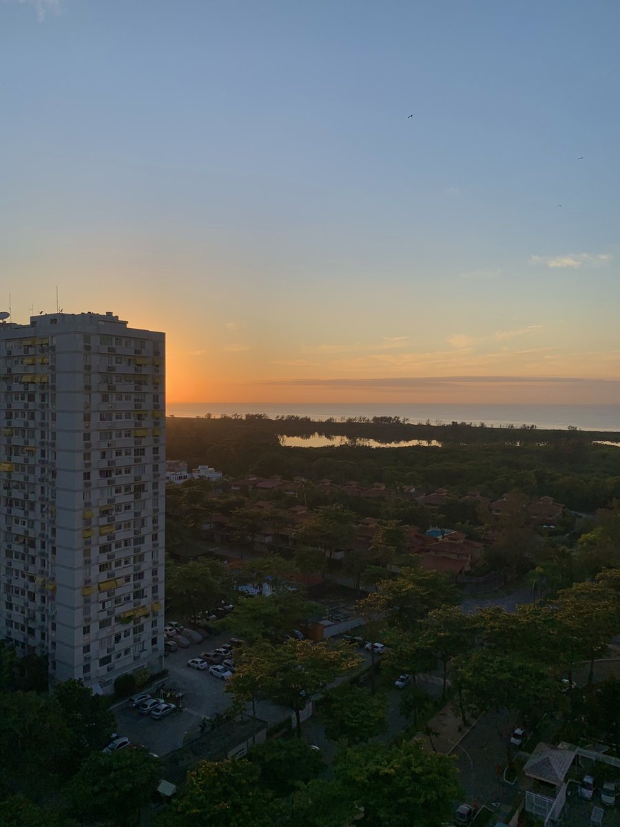 filipelean's tweet photo. @ggukwsyl Essa é a vista aqui de casa na av paulista https://t.co/PyhpnUe0hf