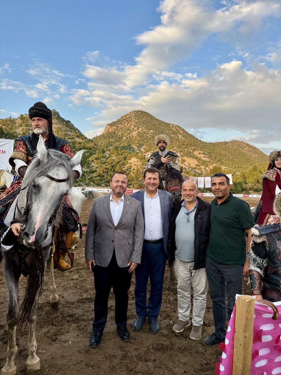 Ak_Korkuteli's tweet photo. 2026 Yarı Final Müsabakalarına; Dünya Etnospor Birliği Başkanımız Sayın Bilal Erdoğan, İl Başkanımız Sayın Ali Çetin, Kültür ve Turizm Bakan Yardımcımız Gökhan Yazgı, Bakanımız Sayın Mevlüt Çavuşoğlu, milletvekillerimiz, ilçe başkanlarımız ve teşkilatımızla birlikte katıldık. https://t.co/5sTcRquK5m