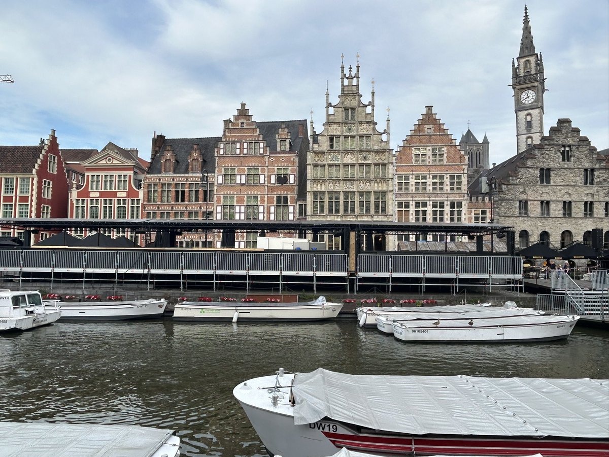 miitagon's tweet photo. ヘント🇧🇪の���並み https://t.co/jFJxvbtSzT