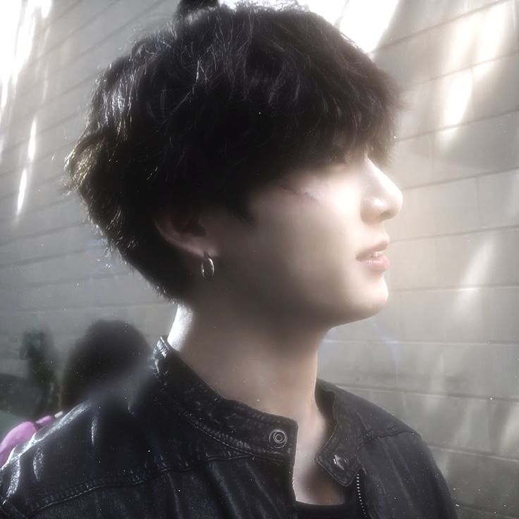 kvlvre's tweet photo. #taekookau when their family thinks they had taken a wrong decision forcing them into marriage and started hinting that they should get separated. tae came up with a genius solution—showing up to the family dinner with a hickey.

the problem is how would he ask jungkook for that? https://t.co/PEE0WhtwlA