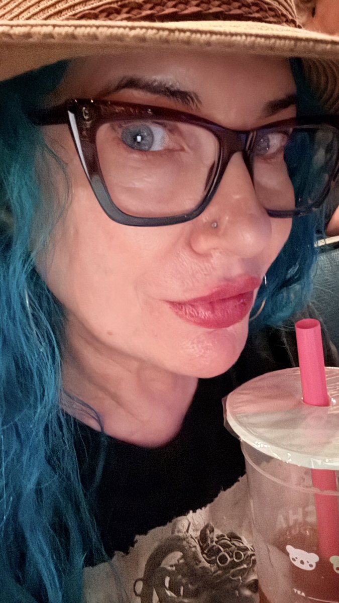 NatashaStrange's tweet photo. On vacation with my mom and sisters. Mom splurged on second row at the theater. You should splurge on drinks for us later. In exchange, I’ll entertain them with stories of your inadequacies. https://t.co/jjqiKSLhdo