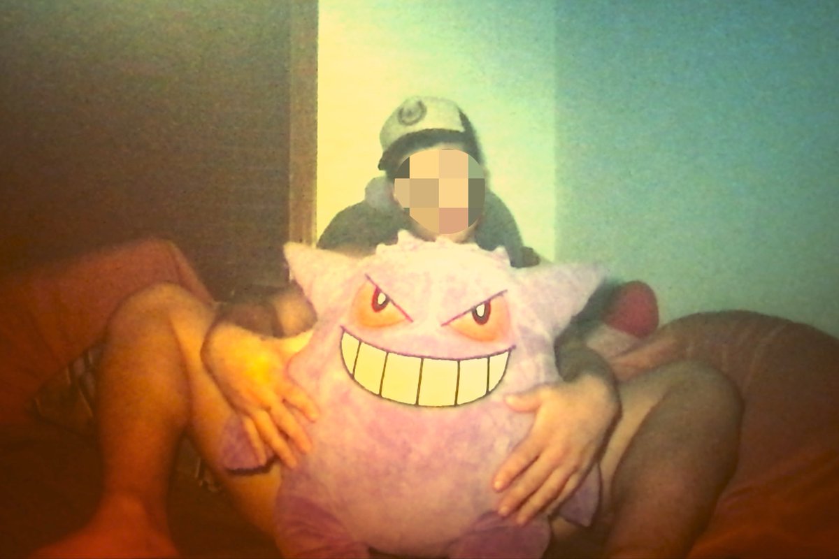papitobttms's tweet photo. Gengar wants to say hi👻 

#pokemon #son #nerd #gay #bottom https://t.co/3ykrTqK4L3