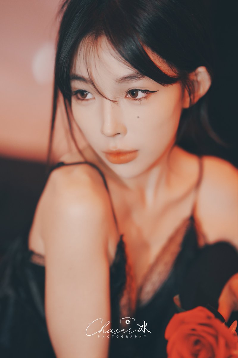 y29918's tweet photo. 《Burning Rose》
📷:@y29918
🧚🏻‍♀️:@ReneeDoll00
✉️@Fengsiyuan 
＃性感 ＃写真 #私房 https://t.co/cVOiXVnHQl