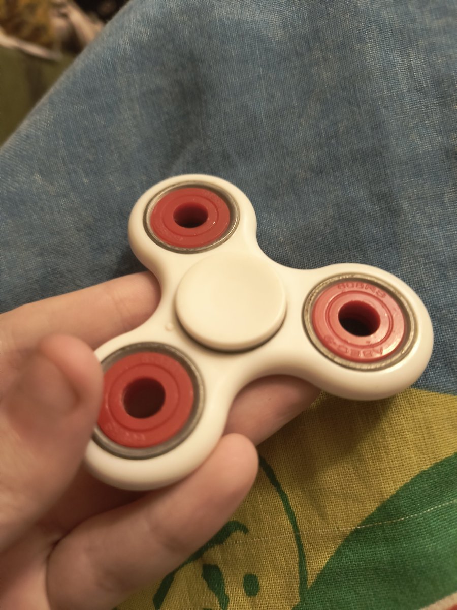 dashka__co's tweet photo. This is an ancient relic btw https://t.co/5K9uua4XD9
