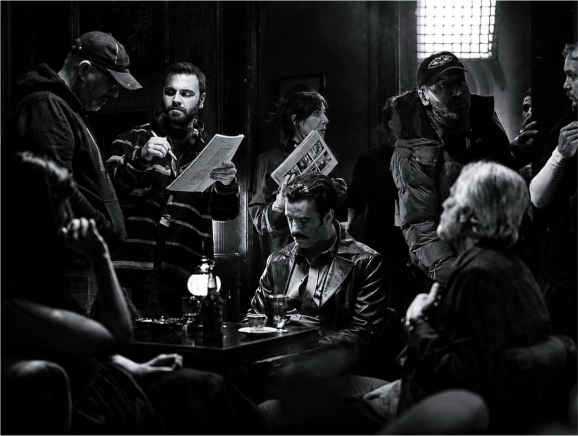 BarisArducWorld's tweet photo. NEW 📸  
#DehşetBey filminin kamera arkasından #BarışArduç https://t.co/HyPgbUrLrq