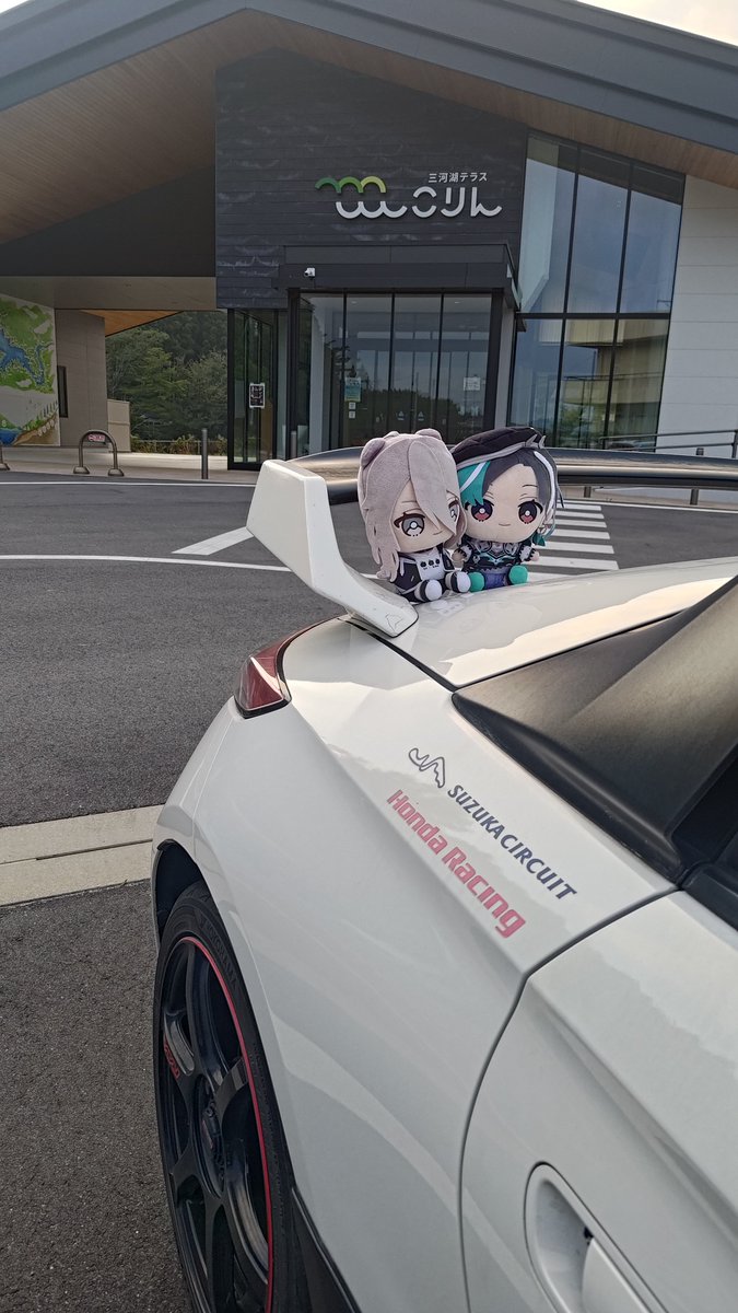 Inaba660's tweet photo. なんとなく三河湖寄ってみたけど、こんな建物あったんやね( ˙ω˙ ) https://t.co/UhSPW3hsoe