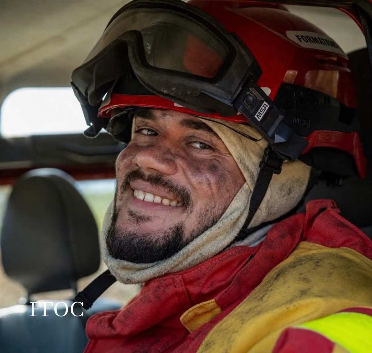 lolitazemorita's tweet photo. 🚒🧑‍🚒🙏💙le sourire du soir https://t.co/LC1NrGYynM