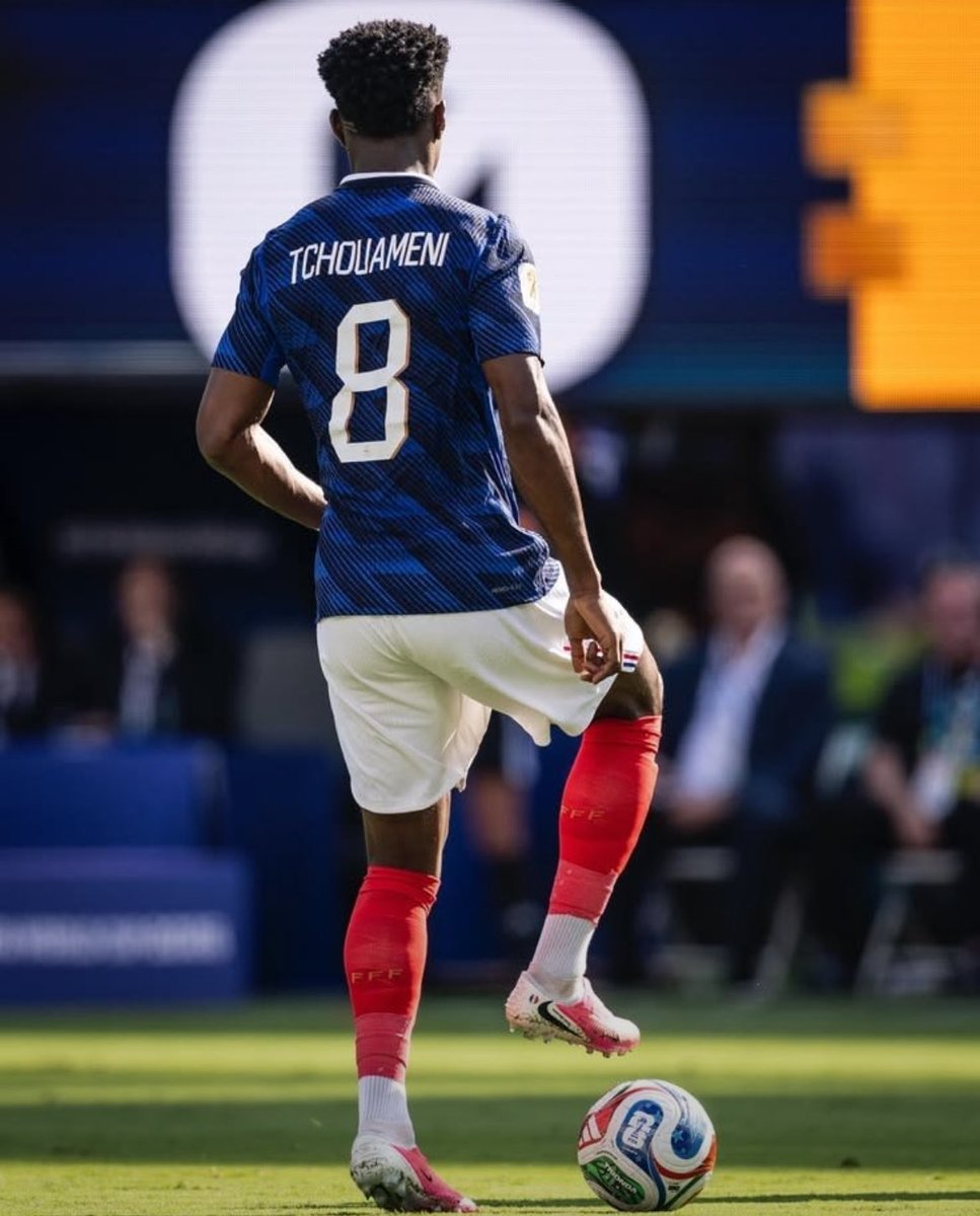 MUFCUpdate tweet media