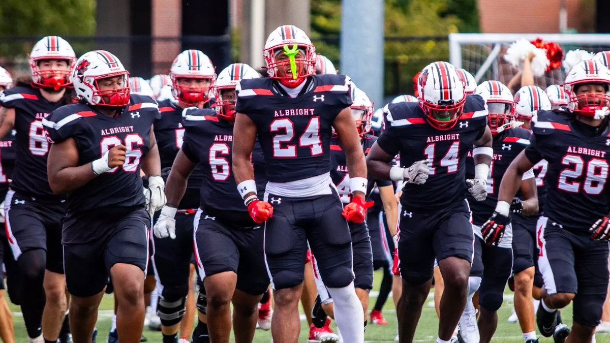 Devin6kk's tweet photo. After a great visit to Albright and a great conversation with @_Iza1ah , I’m blessed to announce that I’ve officially received an offer from Albright College! Thank you to the entire coaching staff for believing in me.#AGTG  @mzpafootball @CoachStaySharp   @CoachJoe46D https://t.co/T0u1JKRzT8
