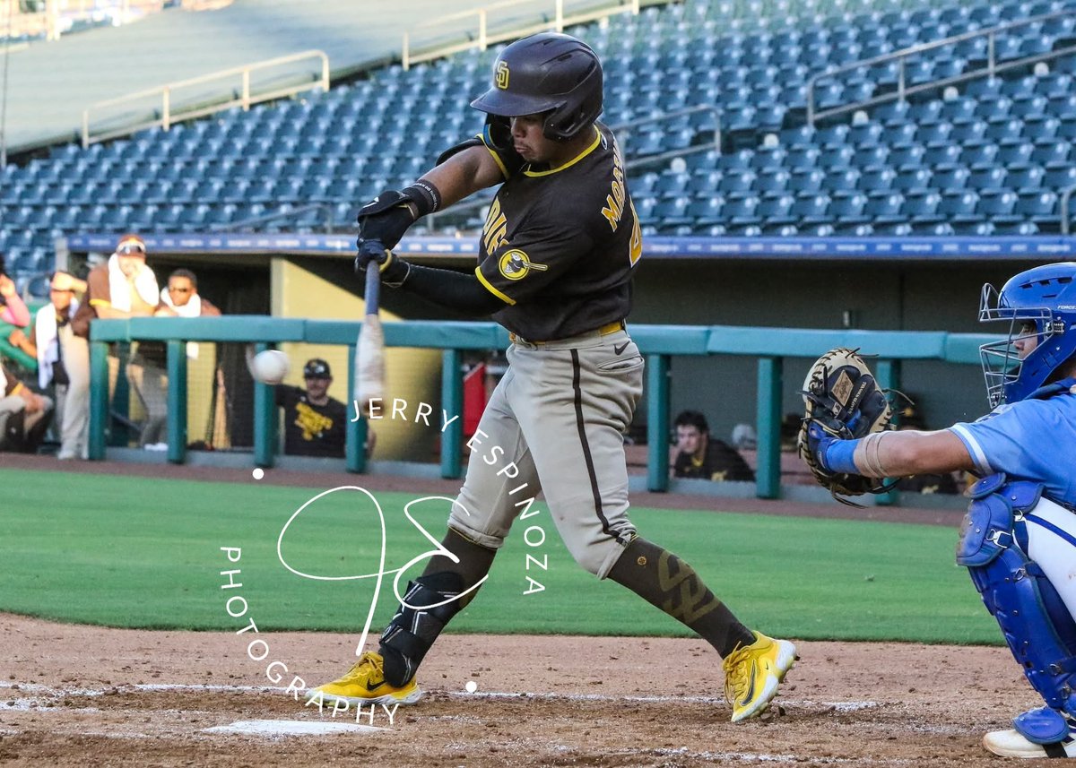 JEspinoza1634's tweet photo. San Diego Padres Eddson Martinez 7/23/26 Arizona Complex League. In 23 games in ACL Eddson has raked. 29 for 78 (.372) 19 runs scored, 13 RBI, 7 DBLs. .436 OBP .923 OPS. 18 yr old 5'5" from Jinotega Nicaragua. https://t.co/kNOLnZa0Ty