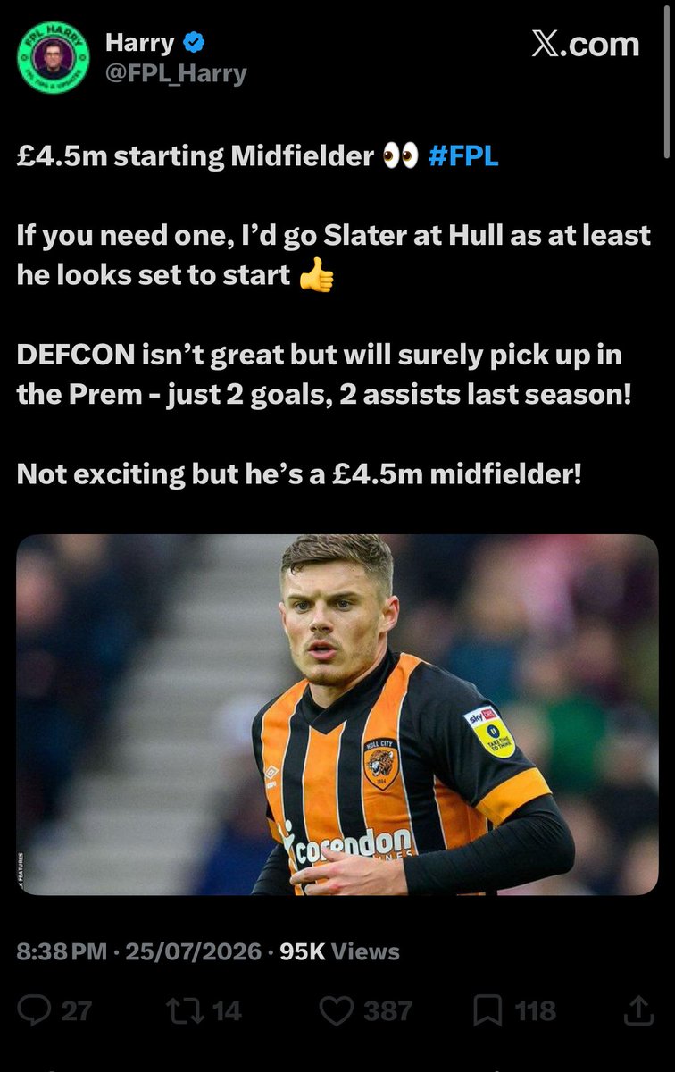 FPL_S7S's tweet photo. Imagine blocking someone… then accidentally confirming their pick the next day. 👏

#FPL https://t.co/w3QeElryS2