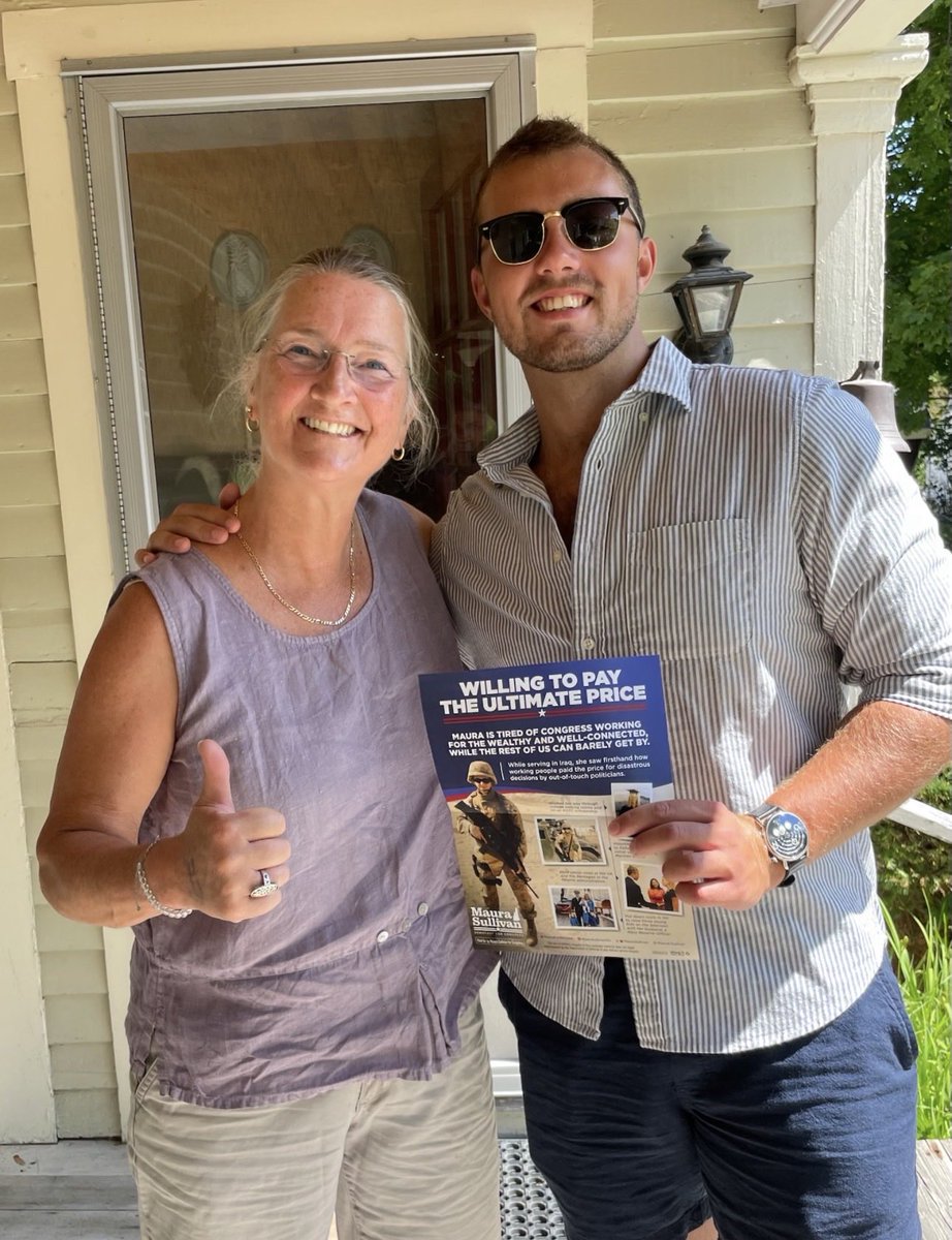 TeamMauraNH01's tweet photo. Team Maura was out knocking doors all around NH-01 today! We all had some great conversations and we look forward to meeting you soon. #NHpolitics #NH01 #DoorKnocking #Volunteer https://t.co/9zZasFzbOF