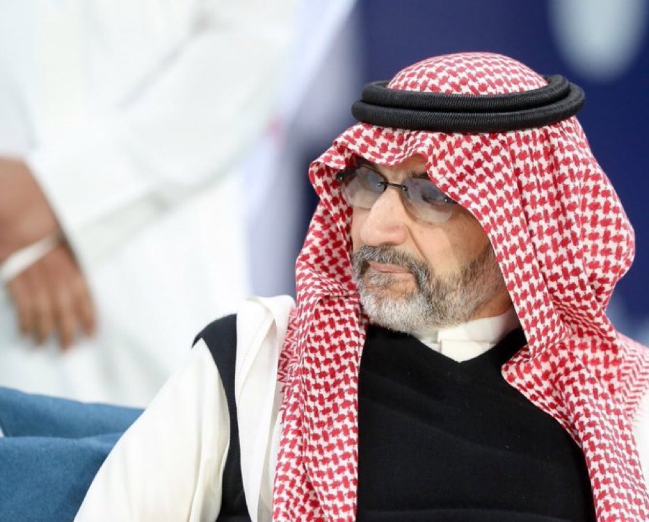 z_A90h's tweet photo. ياعالم مستوعبين راصد لفترة الأنتقالات 350مليون يورو 
يابشر ينافس الريال وباريس في الضخ المالي 
عاشق ومحب ومستثمر ناجح 

اعظم مالك رياضي في التاريخ 💙 https://t.co/Y5ZEKN1d7O