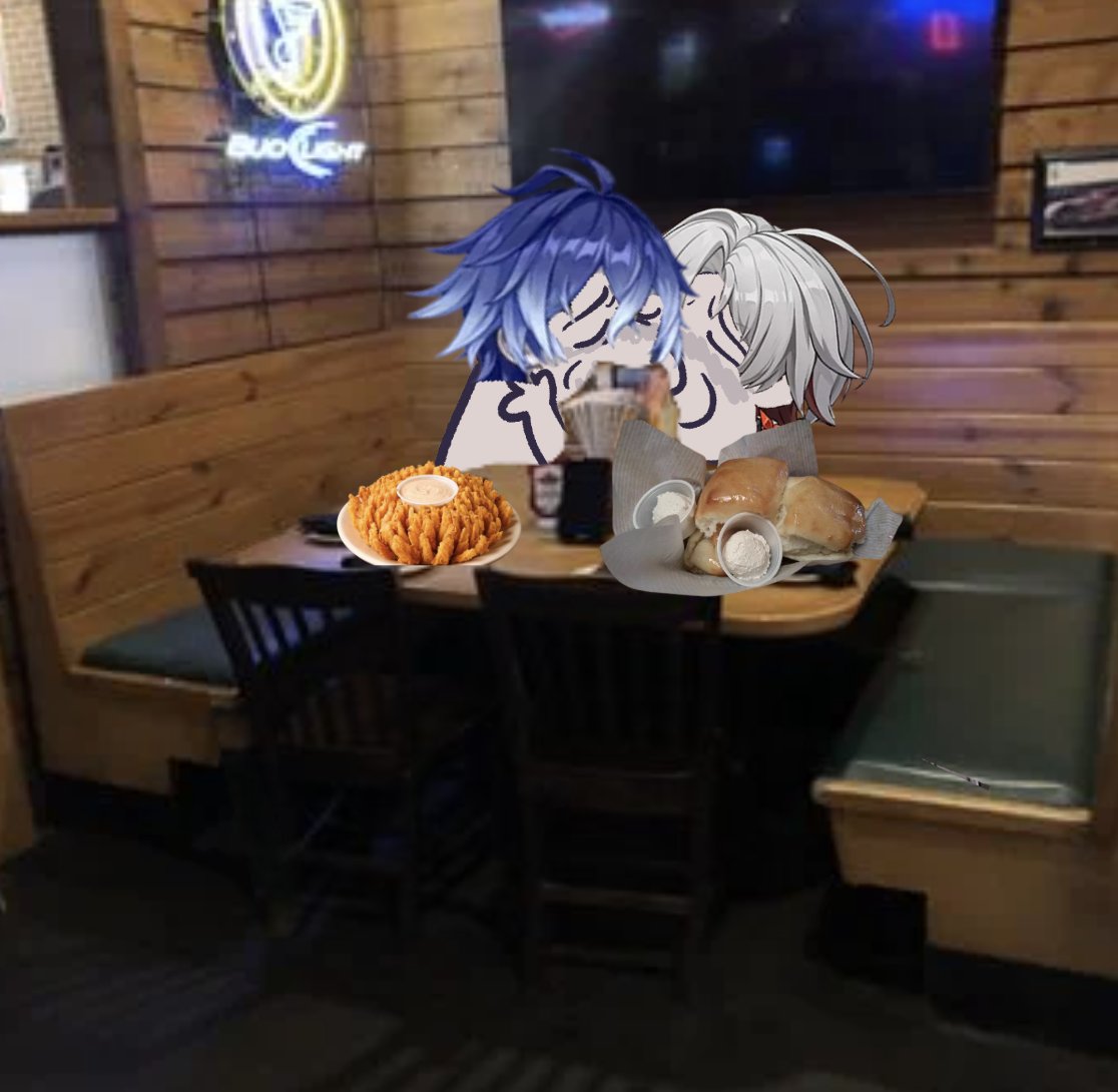hypoauster's tweet photo. last (for now) TEXAS ROADHOUSE featuring the delicious cactus blossom fried onion appetizer and a basket of their trademark butter rolls while they wait for their entrees to arrive. i fucking love texas roadhouse please talk to me about texas roadhouse #notsponsored https://t.co/ndwG1PyEGz