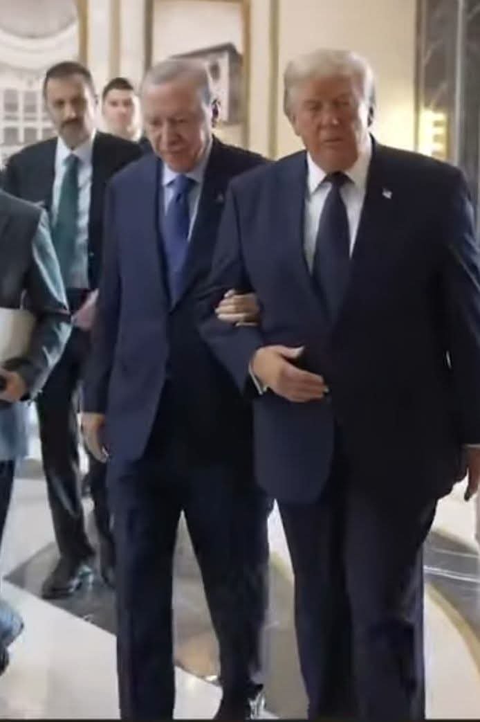 HBuldukhan42907's tweet photo. ÇOK GÜLDÜM VALLAHA https://t.co/i91qlK85aC