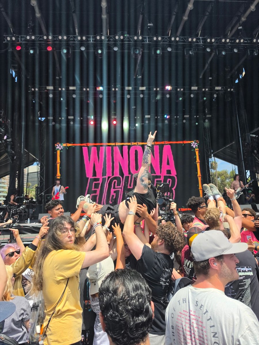 fairypsychic's tweet photo. WINONA FUCKING FIGHTER ❤️‍🔥 @winonafighter you are always worth waking up early for 🙂‍↕️🙂‍↕️ https://t.co/URcPMIArIp