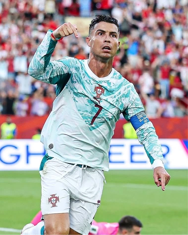 CRonaldoNews's tweet photo. 🥶🔥🇵🇹 https://t.co/kItRhSYDBy