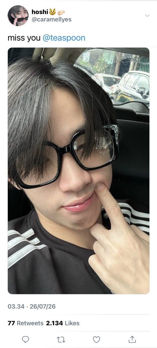somzetime's tweet photo. Hubungan Ochi dan Niel viral karena mereka berpacaran tanpa pernah bertemu. Kenyataannya? Itu cuma kontrak. Semua berubah saat Ochi pindah ke sekolah yang sama dengan Niel dan mereka harus berpura-pura jadi pasangan di depan semua orang.

— Nuthong Prompt au https://t.co/vRaQT7o8WH