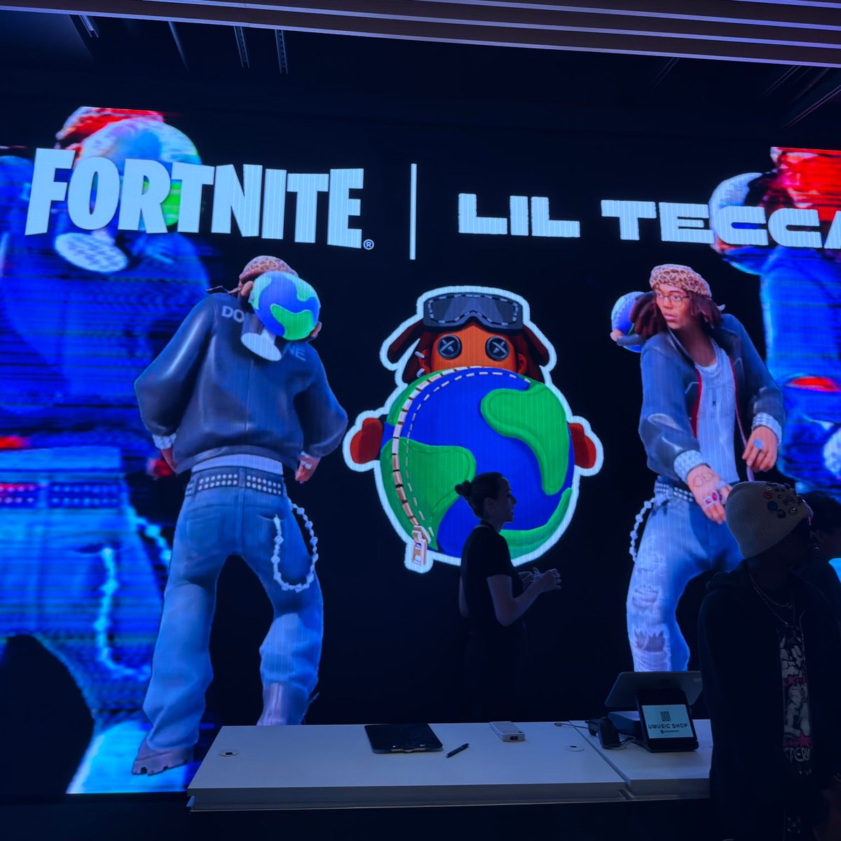 FireMonkey's tweet photo. Better look at Fortnite x Lil Tecca Skin

Via @dagwummy https://t.co/UkjhZv5m1q