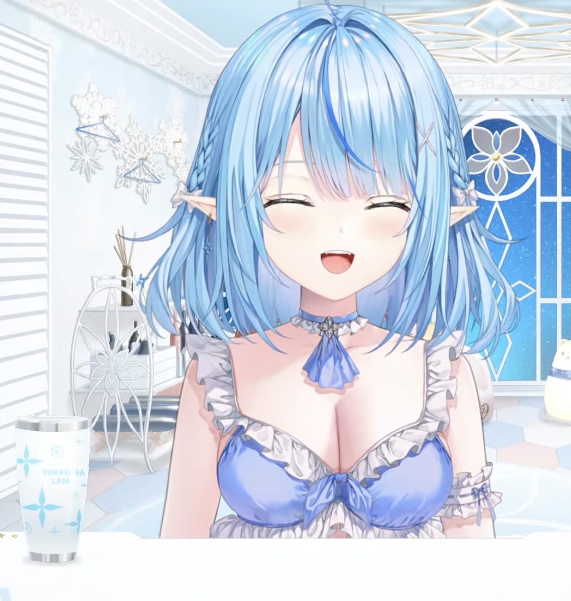 mirafemi's tweet photo. #毎日可愛い雪花ラミィ https://t.co/XrJxY1ooFi