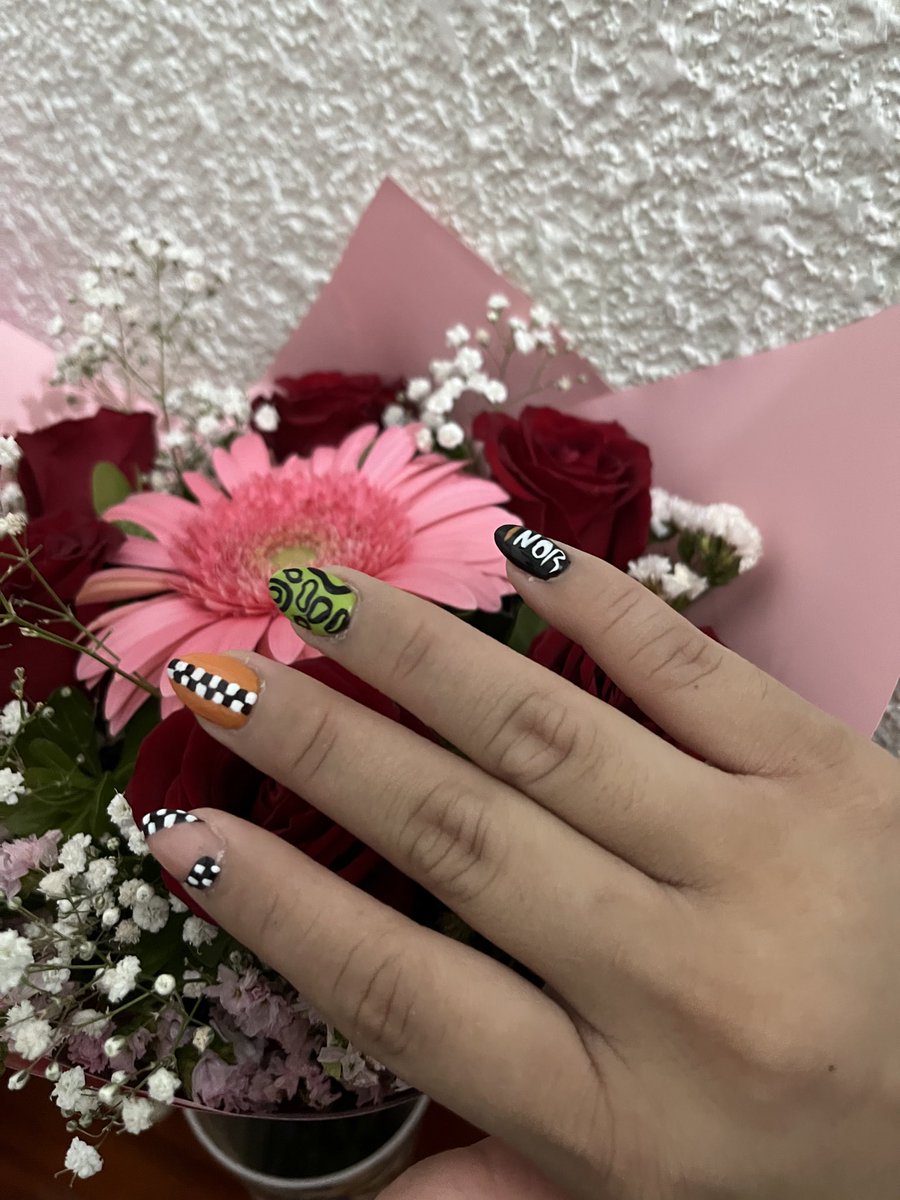 gemimikoo's tweet photo. #f1twt hello it’s me

ෆ sher/her| 23 | dentistry student 🇲🇽🦷
ෆ proudly Mexican 
ෆ Español &amp; English 
ෆ LN1, OP81, SP11, LH44 
ෆ respect all drivers 
ෆ🏎️🥎⚽️ love sports 
ෆLandoscar and Carlando 
ෆ only bts (chill fan since 2018)
ෆmbappe and jude my beloveds 
ෆLove interacting https://t.co/98ppNUek1h