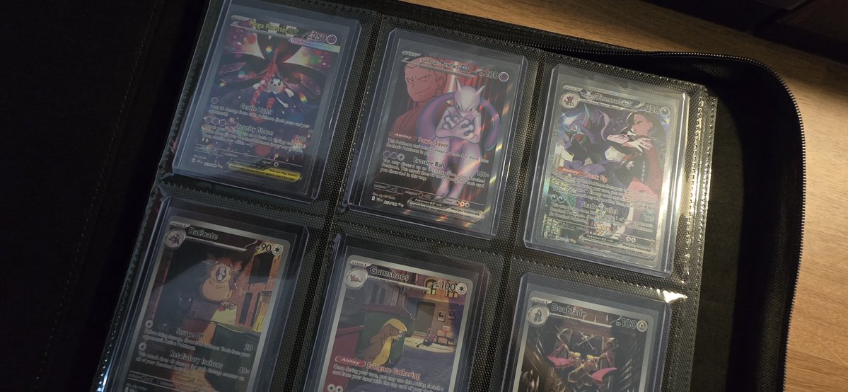izzymaced's tweet photo. I LOVE THIS MEWTWO CARD! 

i wanna dedicate a page just for mewtwo now https://t.co/juTZfmWfaG